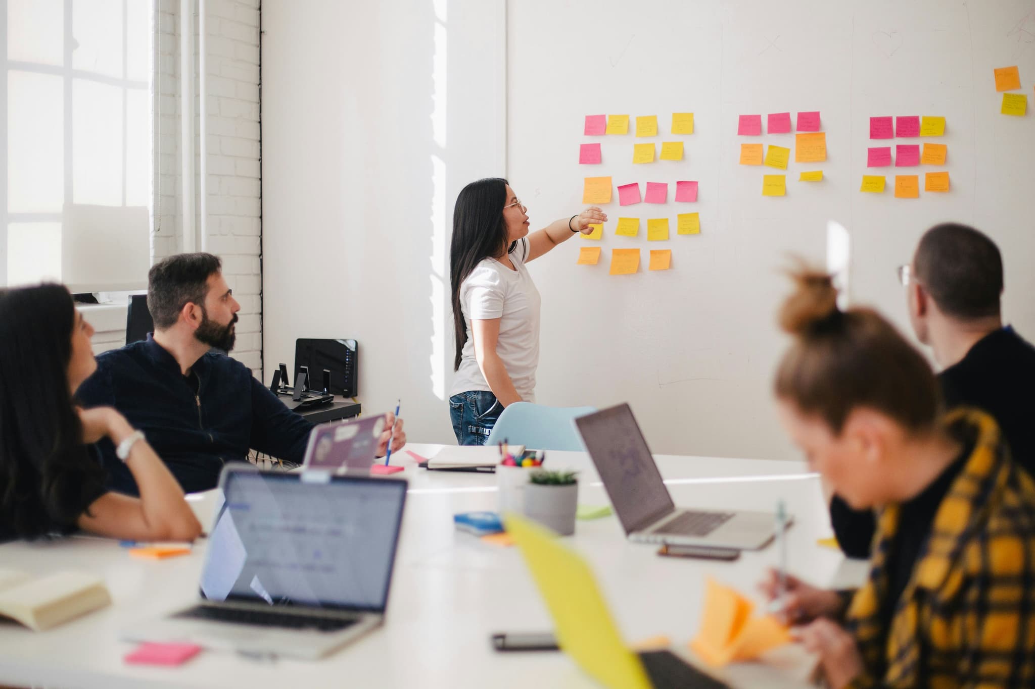 Design Thinking in Real-World Projects: Our Case Study
